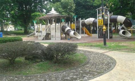 Leia avaliações de viajantes sobre os melhores lugares para visitar e as atrações imperdíveis perto de alor setar airport (aor) em alor setar, quedá. Taman Jubli Perak Playground (Sungai Petani) - 2020 All ...