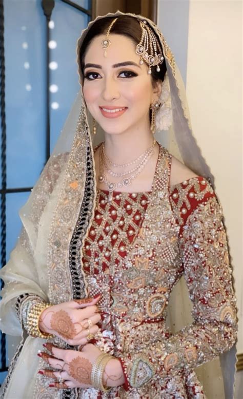 Pin By Hayya Khan On Bridal Beauty Pakistan Pakistani Bridal Dresses