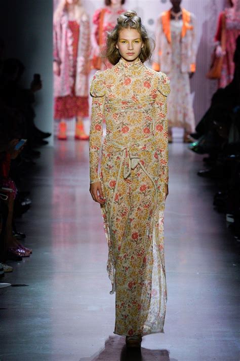 anna sui spring 2020 ready to wear fashion show runway fashion couture fashion ready to wear