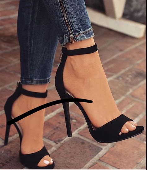 Pin De 𝓘𝓽𝓼 𝓲𝔃𝓪𝓪𝓪 En ຮɦ๏ḕຮ And ßαgຮ Tacones Zapatos Elegantes Mujer