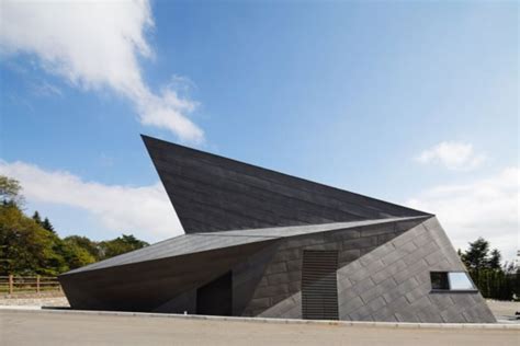 Architecture Showcase Buildings With Sharp Angles