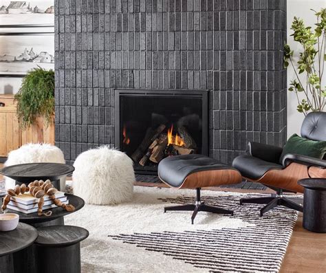 35 Amazing Black Fireplace Ideas To Inspire You Right Away
