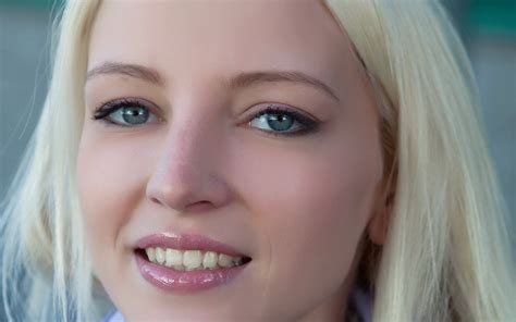 women blonde green eyes smiling alysha a hd wallpapers desktop and mobile images and photos