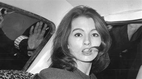 Christine Keeler Model In Britains Sex And Spy Profumo Scandal Dead