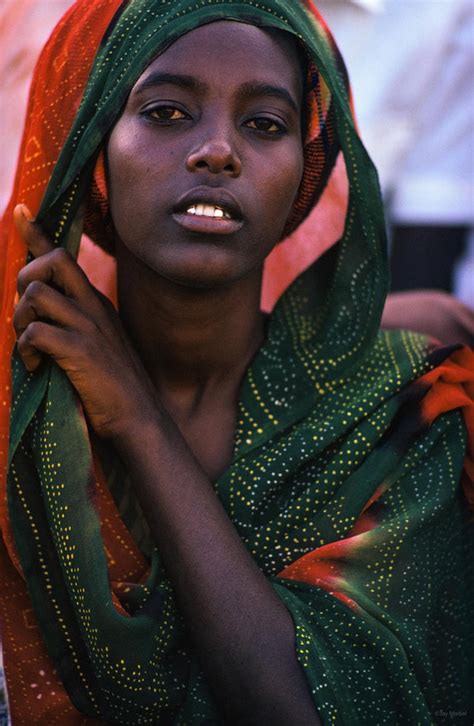 Young Woman Portrait, Green and Red Dress, Somalia - Jay Maisel