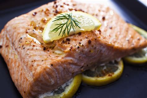 This really easy oven baked salmon recipe. Kosher Lemon-Garlic Baked Salmon Fillet Recipe