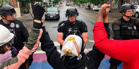 Seattle Police Dismantle Police Free Zone WSJ