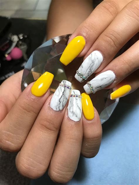 Yellow And Marble Nails Nails In 2019 Nails Marble Nails In 2019