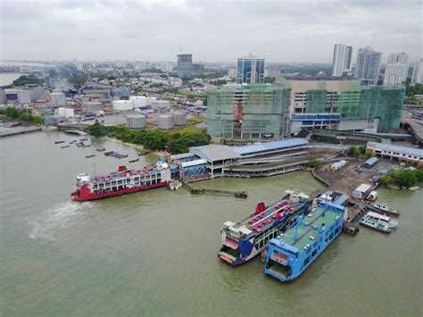 Selain itu, sejak pembukaan jambatan pulau pinang pada tahun 1985 dan jambatan kedua pada tahun 2014, permintaan perkhidmatan feri telah menurun secara mendadak. Rapid Ferry ubah jadual waktu perjalanan | Harian Metro