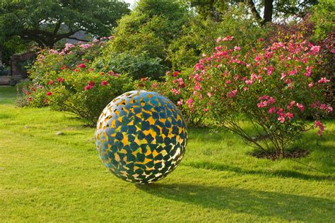 Choosing Garden Sculpture By David Harber The English Garden