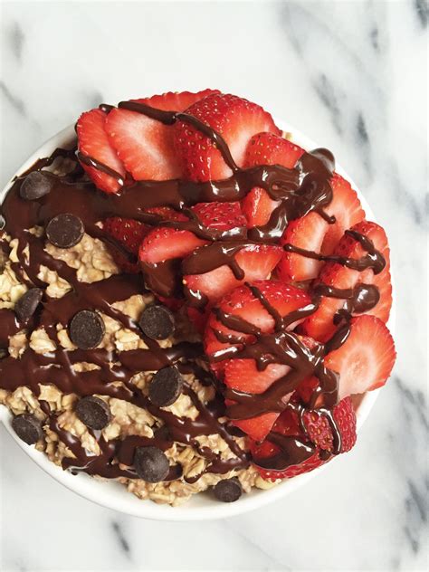 Use gluten free as needed. Dark Chocolate Strawberry Overnight Oats - rachLmansfield | Recipe | Overnight oats healthy, Low ...