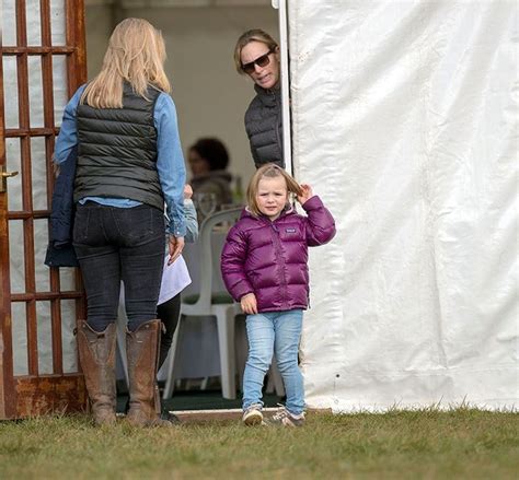 Zara Tindalls Daughter Mias Fun Day With Savannah And Isla Phillips British Royal Families