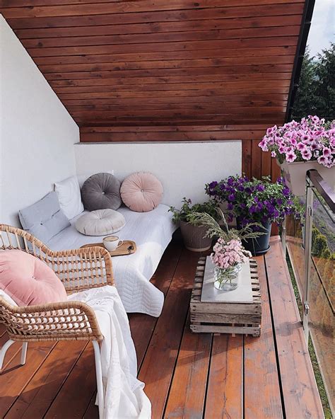 40 Cozy Balcony Ideas And Decor Inspiration 2019 Page 37 Of 41 My Blog