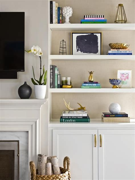 What To Put On Shelves In Living Room 10 Images Livingroomsone