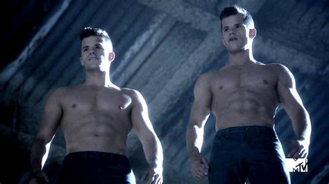 Teen Wolf Star Charlie Carver Comes Out In The Most