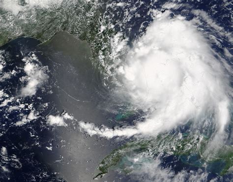Katrina Tracking The Course Of A Killer Storm From Space Cbs News