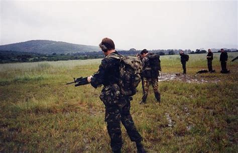 D Squadron 22 Sas Preparing For Op Barras In Sierra Leone 2000 R