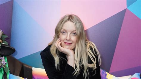 Bbc Presenter Lauren Laverne Pays Tribute To ‘adored Mother