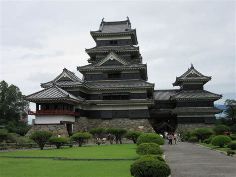 El Castillo De Matsumoto Y El Templo Zenkoji De Nagano La Aventura