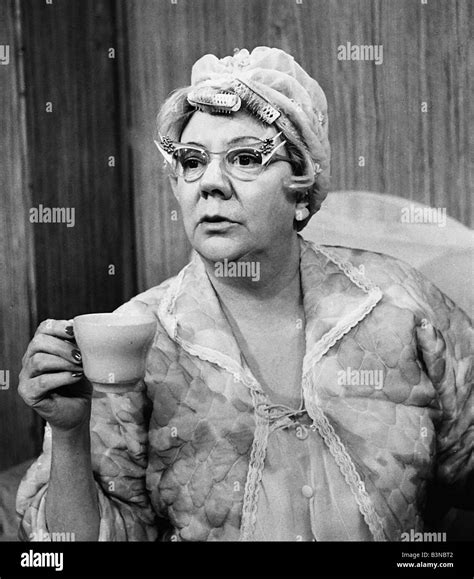 Polly Nichols Black And White Stock Photos And Images Alamy
