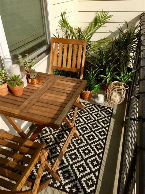 Best Ways To Makes Small Apartment Patio Garden Ideas