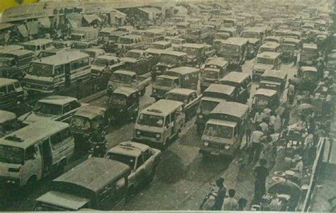 Kemacetan Kota Jakarta 1980 Old Pictures Jakarta Kota Indonesian