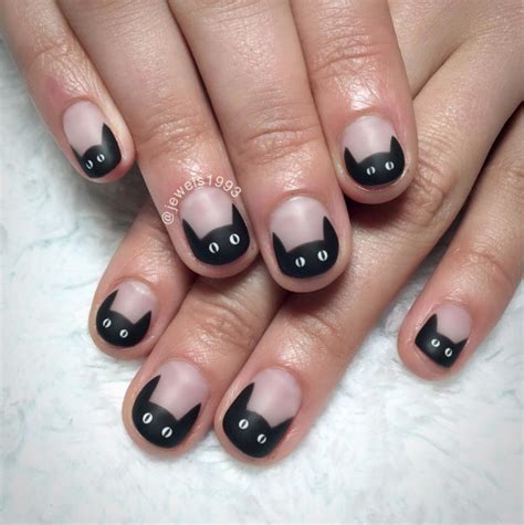 As cats age, they don't shed their nail sheaths like when younger. 13 Nail Art Ideas for Black Cat Day