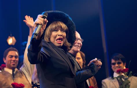 Tina Turner Se Suma Al Boom De La Venta De Derechos Musicales Primera