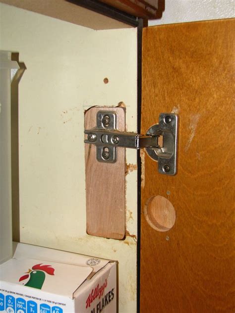 The traditional cabinet overlay hinge is a reliable cabinet hardware for any room. Kitchen Hinge Fix