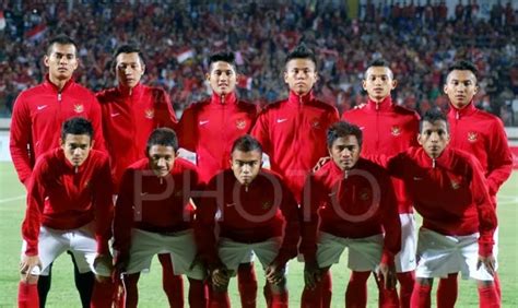 Pssi memiliki rencana menggelar uji coba antara timnas indonesia dengan tim yang berisi para selebritis tanah air. Kumpulan Foto Pemain Timnas Indonesia U-19 2013