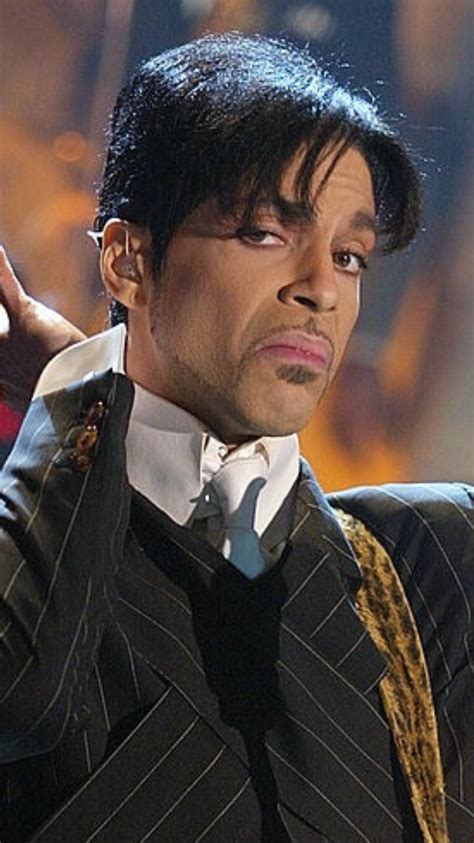 When roger is throwing rocks at henry, he is afraid to throw rocks directly at him. Pin by Cool Cat Oldschool on РЯӀӢСЄ♡★FUNNY FACE | Prince rogers nelson, The artist prince ...