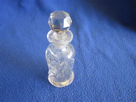 Vintage Round Faceted Stopper And Cut Crystal Glass Perfume Bottle Ebay