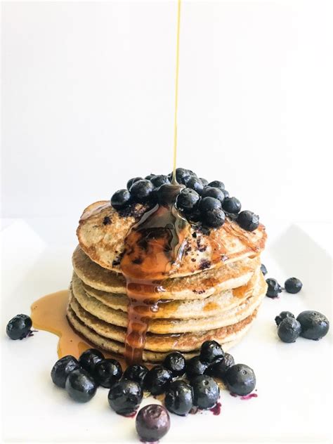 Different foods respond differently when cooked. Fluffy Banana Oat Blueberry Pancakes | Blueberry pancakes ...