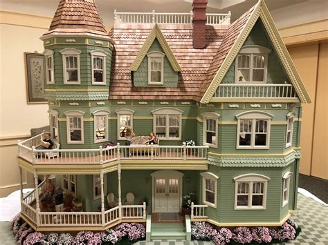Victorian Dollhouse Modern Dollhouse Victorian Homes Miniature Rooms