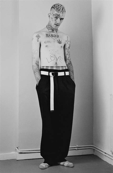 Itrendposter Lil Peep American Rapper Singer Songwriter And Model 12