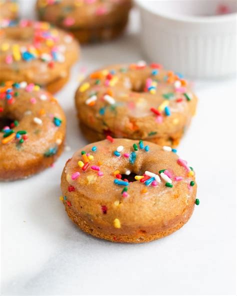 The vegan knife gluten free & vegan donut baking mix cinnamon sugar flavor. Vegan Birthday Cake Donuts | Recipe | Vegan sweets treats ...