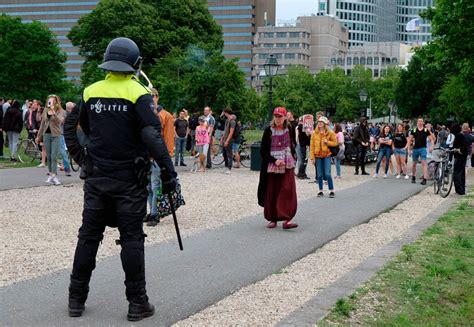 dutch police try to break up virus protest in the hague