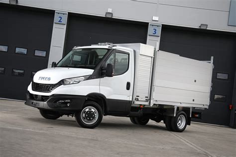 Iveco Showcases New X Way And Daily Tippers CompleteVan Ie