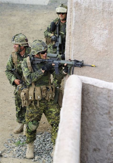Canadian Soldiers With A Company 2nd Battalion Princess Patricias