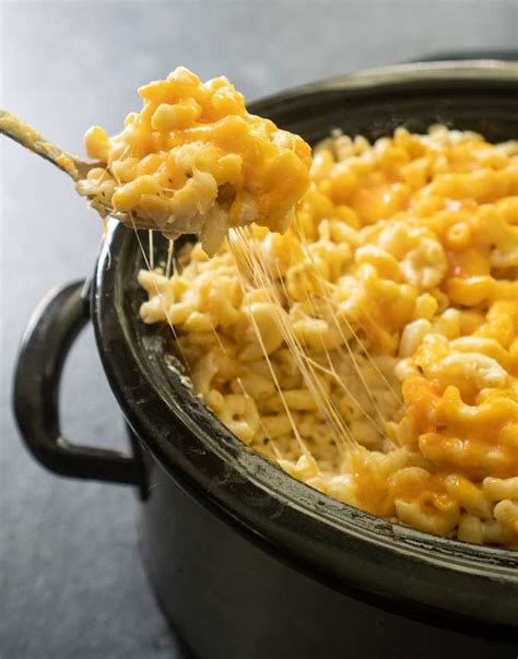 This Easy Slow Cooker Mac And Cheese Is A Cheesy Masterpiece No
