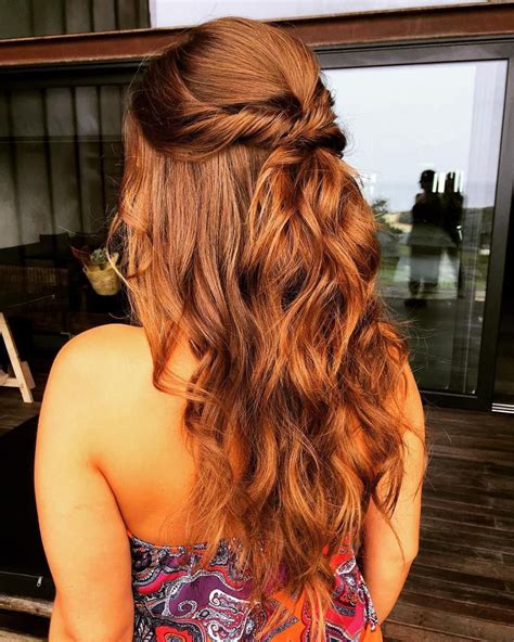 Low maintenance haircuts for shoulder length hair. 20 Stylish Low Maintenance Haircuts and Hairstyles | Long ...