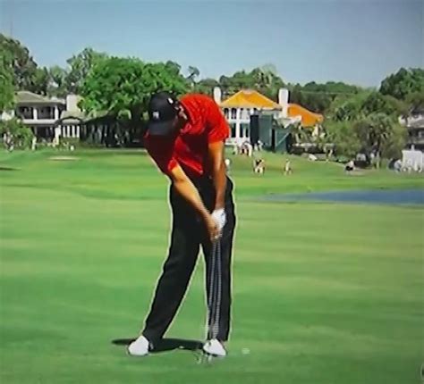 Tiger Woods Golf Swing Video 2012 Face On View 300fps Slow Motion