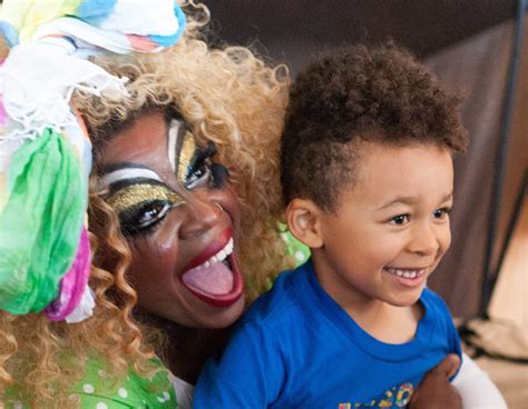 In Photos Drag Queen Story Hour And Summer Fun By City Of Oakland