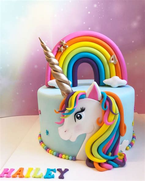 עוגת החד קרן הכי יפה מבצק סוכר Lollipop Cake Factory Unicorn Cake