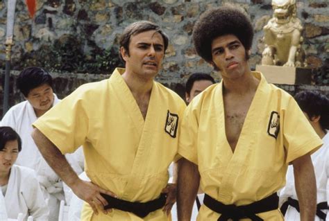 Scopri ricette, idee per la casa, consigli di stile e altre idee da provare. Bruce Lee A Sárkány Közbelép Teljes Film Magyarul Videa ...