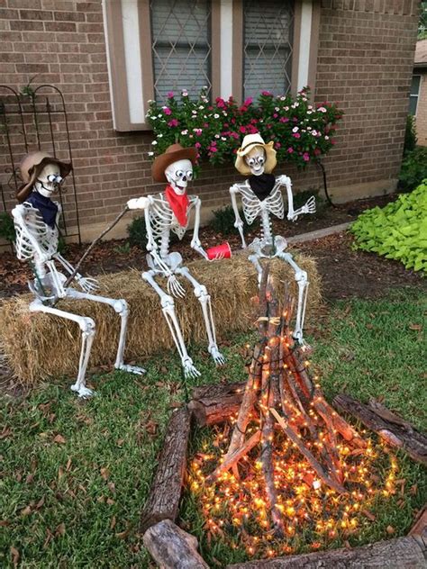 60 Skeleton Halloween Decoration Ideas For Outdoors