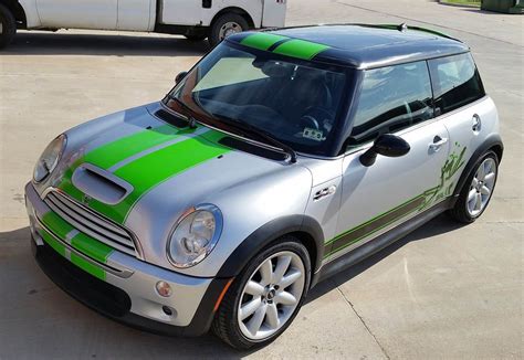 Mini Cooper Stripes Back