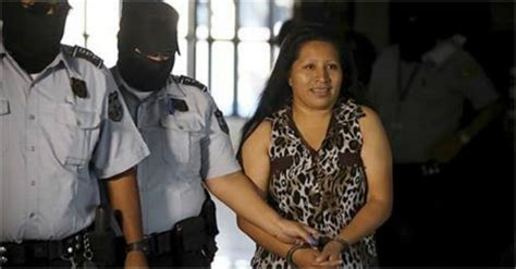 Condenan A 30 Años De Cárcel A Mujer Por Abortar En El Salvador Veobook