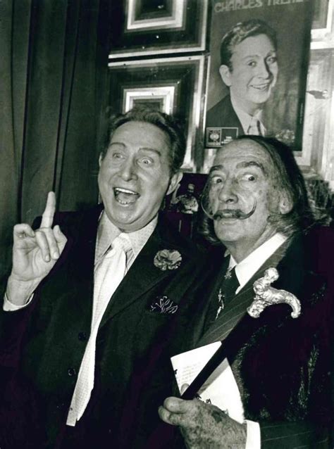 Bienvenido En Dalí Universe Aquí Podras Encontrar Una Galería De