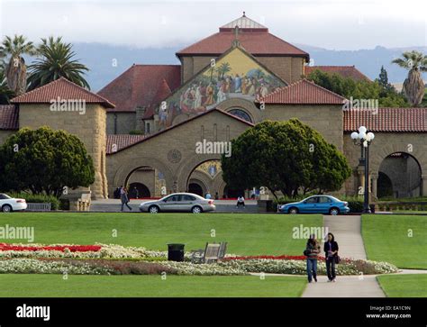 Main Entrance Of Stanford University In Palo Alto California Usa